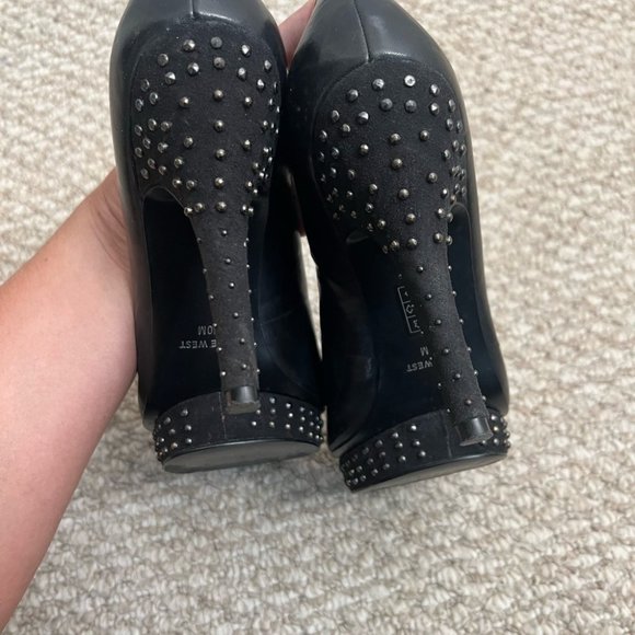Nine West platform black peep toe heels studded size 10 - Picture 4 of 9